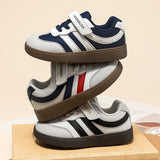 Kids' retro wide-toe velcro sneakers – photo 1